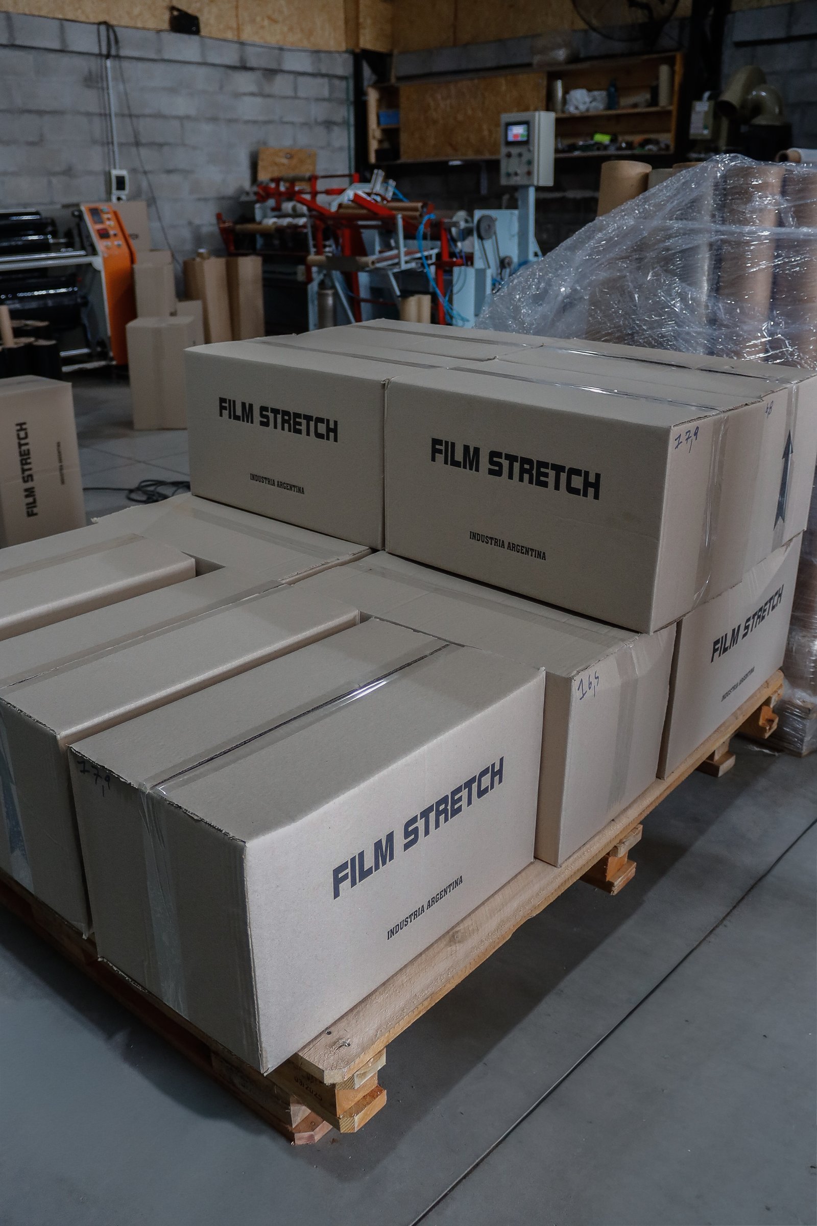 Stock de film stretch listo para despacho